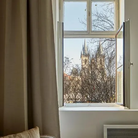 דירה Contemporary On Old Town Square By Days פראג